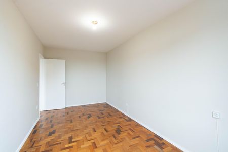Apartamento para alugar com 70m², 2 quartos e 1 vaga