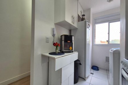 Cozinha de apartamento à venda com 2 quartos, 48m² em Jardim Samambaia, Campinas