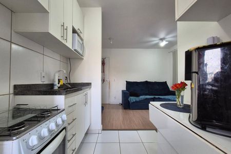 Cozinha de apartamento à venda com 2 quartos, 48m² em Jardim Samambaia, Campinas