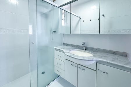 Apartamento para alugar com 135m², 3 quartos e 1 vaga
