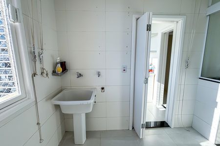 Apartamento para alugar com 135m², 3 quartos e 1 vaga