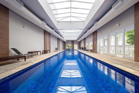 Apartamento à venda com 132m², 3 quartos e 2 vagas Apartamento à venda com 132m², 3 quartos e 2 vagasPiscina