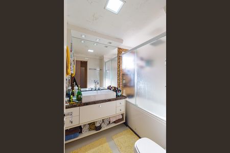 Apartamento à venda com 132m², 3 quartos e 2 vagas Apartamento à venda com 132m², 3 quartos e 2 vagasBanheiro - Suíte 2