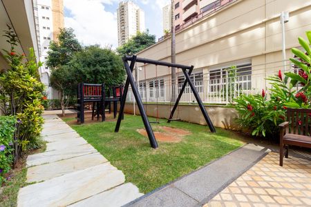Apartamento à venda com 132m², 3 quartos e 2 vagas Apartamento à venda com 132m², 3 quartos e 2 vagasPlayground