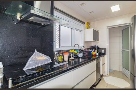 Apartamento à venda com 132m², 3 quartos e 2 vagas Apartamento à venda com 132m², 3 quartos e 2 vagasCozinha