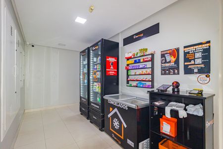 Apartamento à venda com 132m², 3 quartos e 2 vagas Apartamento à venda com 132m², 3 quartos e 2 vagasMini Mercado
