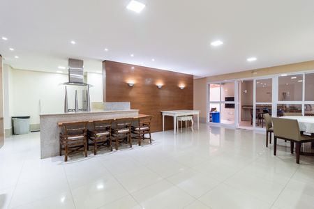 Apartamento à venda com 132m², 3 quartos e 2 vagas Apartamento à venda com 132m², 3 quartos e 2 vagasSalão de Festas