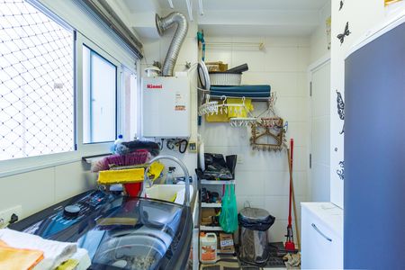 Apartamento à venda com 132m², 3 quartos e 2 vagas Apartamento à venda com 132m², 3 quartos e 2 vagasÁrea de Serviço