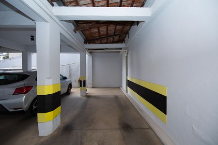 GARAGEM de apartamento à venda com 3 quartos, 68m² em Salgado Filho, Belo Horizonte