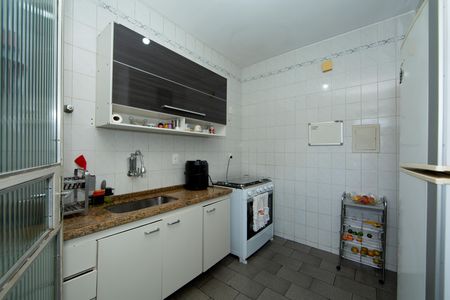 COZINHA de apartamento à venda com 3 quartos, 68m² em Salgado Filho, Belo Horizonte