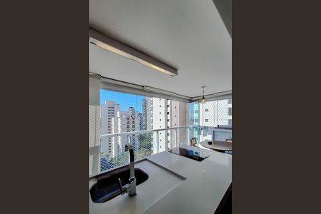 Studio para alugar com 36m², 1 quarto e 1 vaga Studio para alugar com 36m², 1 quarto e 1 vagaVaranda