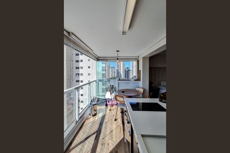 Studio para alugar com 36m², 1 quarto e 1 vaga Studio para alugar com 36m², 1 quarto e 1 vagaVaranda