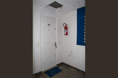 hall de entrada de apartamento à venda com 2 quartos, 39m² em Vila Antonieta, São Paulo