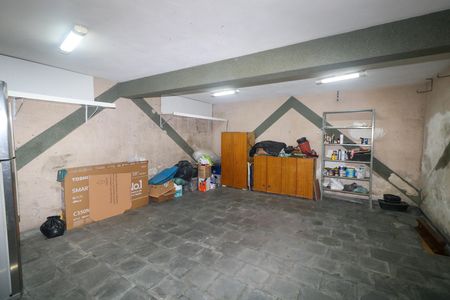 Garagem de casa à venda com 3 quartos, 140m² em Jardim Progresso, Santo André