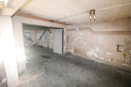 Garagem de casa à venda com 3 quartos, 140m² em Jardim Progresso, Santo André
