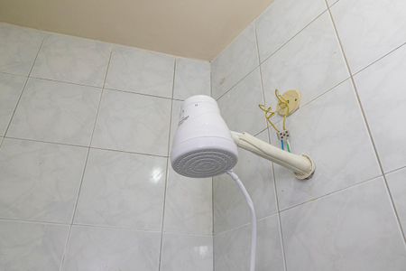 Casa para alugar com 70m², 2 quartos e sem vaga Casa para alugar com 70m², 2 quartos e sem vagaBanheiro Social