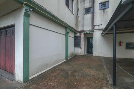 Garagem de apartamento à venda com 1 quarto, 42m² em Vila Ipiranga, Porto Alegre