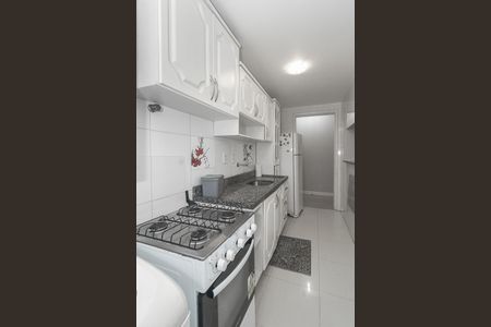 Cozinha de apartamento à venda com 1 quarto, 42m² em Vila Ipiranga, Porto Alegre