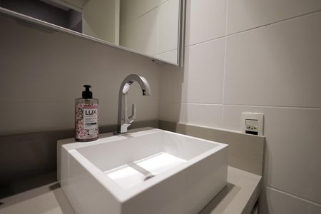 Banheiro Suíte de apartamento à venda com 2 quartos, 70m² em Campestre, Santo André