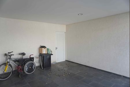 Garagem de casa de condomínio à venda com 5 quartos, 360m² em Parque Sinai, Santana de Parnaíba