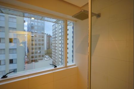 Banheiro da Suíte de apartamento para alugar com 1 quarto, 83m² em Centro, Florianópolis