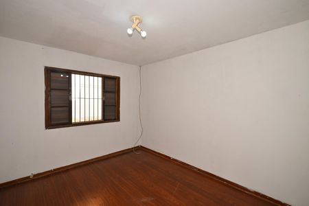 Quarto 1 de casa para alugar com 2 quartos, 80m² em Jardim Paris, São Paulo