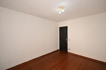 Quarto 1 de casa para alugar com 2 quartos, 80m² em Jardim Paris, São Paulo
