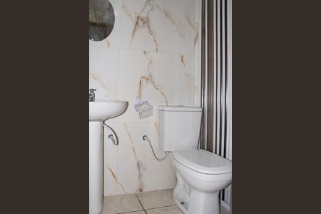 Banheiro de apartamento à venda com 2 quartos, 42m² em Fazenda da Juta, São Paulo