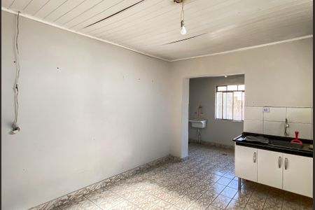 Cozinha  de casa à venda com 2 quartos, 252m² em Parque Paineiras, São Paulo
