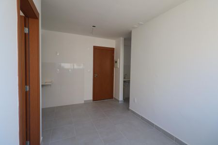 Sala de apartamento para alugar com 2 quartos, 32m² em Vila Palmares, São Caetano do Sul