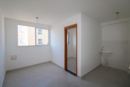 Sala de apartamento para alugar com 2 quartos, 32m² em Vila Palmares, São Caetano do Sul