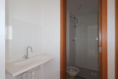 Banheiro de apartamento para alugar com 2 quartos, 32m² em Vila Palmares, São Caetano do Sul