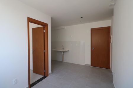 Sala de apartamento para alugar com 2 quartos, 32m² em Vila Palmares, São Caetano do Sul