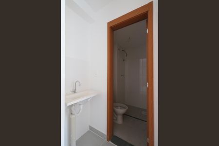 Banheiro de apartamento para alugar com 2 quartos, 32m² em Vila Palmares, São Caetano do Sul