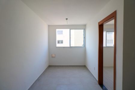 Sala de apartamento para alugar com 2 quartos, 32m² em Vila Palmares, São Caetano do Sul