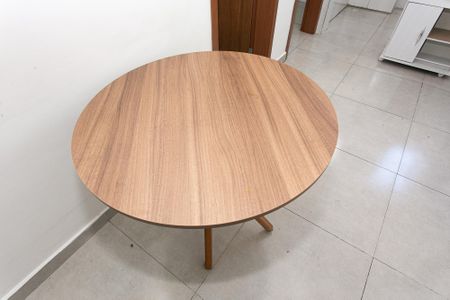 Sala - Mesa de apartamento para alugar com 2 quartos, 45m² em Penha de França, São Paulo