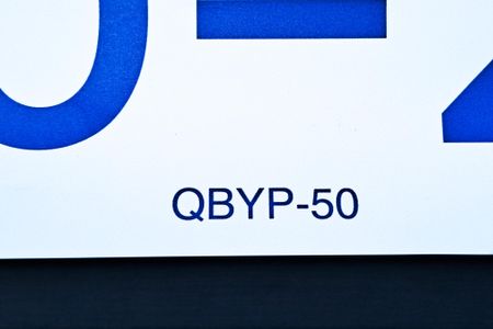 placa QBYP-50 de apartamento para alugar com 2 quartos, 45m² em Penha de França, São Paulo