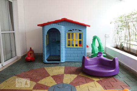 Playground de apartamento para alugar com 3 quartos, 103m² em Consolação, São Paulo