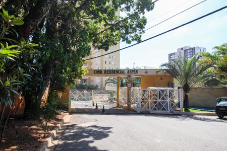 Apartamento para alugar com 73m², 3 quartos e 2 vagas Apartamento para alugar com 73m², 3 quartos e 2 vagasFachada