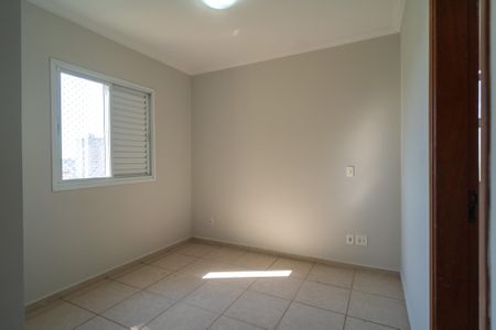 Apartamento para alugar com 73m², 3 quartos e 2 vagas Apartamento para alugar com 73m², 3 quartos e 2 vagasSuíte
