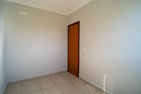 Apartamento para alugar com 73m², 3 quartos e 2 vagas Apartamento para alugar com 73m², 3 quartos e 2 vagasQuarto 2