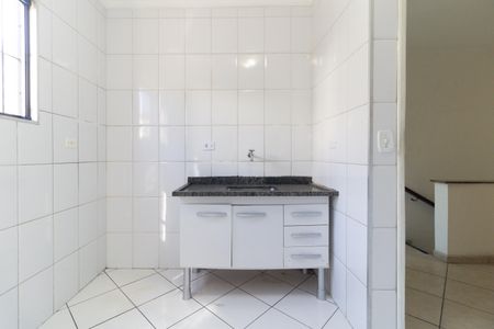 Cozinha  de casa para alugar com 2 quartos, 120m² em Vila Brasilio Machado, São Paulo