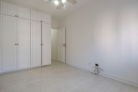 Apartamento para alugar com 176m², 3 quartos e 2 vagas Apartamento para alugar com 176m², 3 quartos e 2 vagasSuíte 3