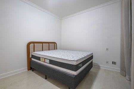 Apartamento para alugar com 176m², 3 quartos e 2 vagas Apartamento para alugar com 176m², 3 quartos e 2 vagasSuíte 2