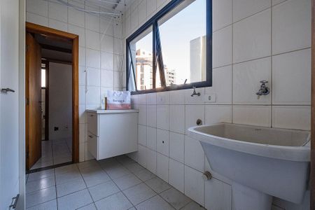 Apartamento para alugar com 176m², 3 quartos e 2 vagas Apartamento para alugar com 176m², 3 quartos e 2 vagasÁrea de Serviço