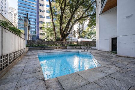 Apartamento para alugar com 176m², 3 quartos e 2 vagas Apartamento para alugar com 176m², 3 quartos e 2 vagasPiscina