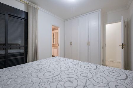 Apartamento para alugar com 176m², 3 quartos e 2 vagas Apartamento para alugar com 176m², 3 quartos e 2 vagasSuíte 2