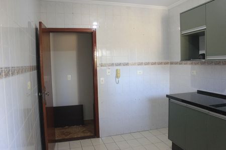 Cozinha de apartamento à venda com 2 quartos, 76m² em Vila Milton, Guarulhos