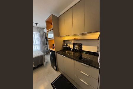 Cozinha de kitnet/studio para alugar com 1 quarto, 21m² em Campo Belo, São Paulo