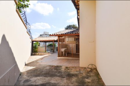 Casa para alugar com 442m², 3 quartos e 2 vagas Casa para alugar com 442m², 3 quartos e 2 vagasÁrea Externa